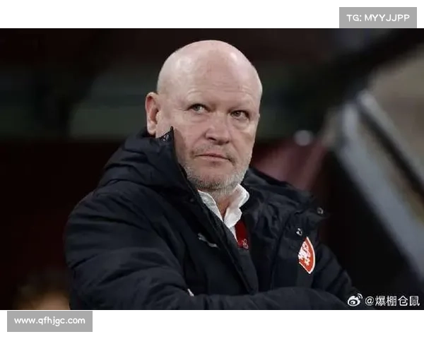 哈谢克冷静应对失利挑战展现捷克主帅的坚韧与智慧 哈谢克冷静应对失利挑战展现捷克主帅的坚韧与智慧